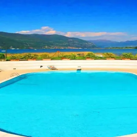 Copelia - Pool And Elegance Apartamento Paratico